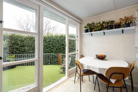 Photo of property in 21 Pollen Crescent, Melville, Hamilton, 3206