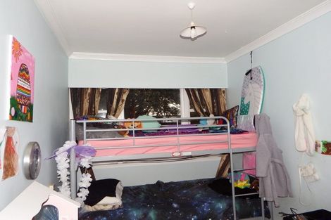 Photo of property in 2 Gloucester Street, Takaro, Palmerston North, 4412