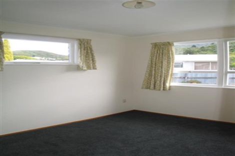 Photo of property in 27 Kent Street, Picton, 7220