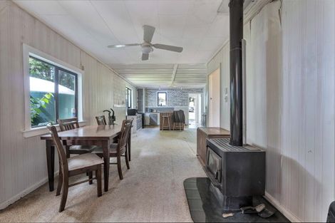 Photo of property in 19 Standish Road, Toko, Stratford, 4392