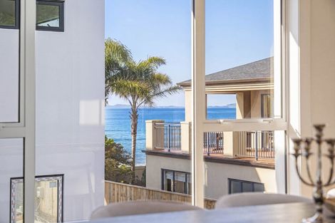 Photo of property in 40a The Esplanade, Eastern Beach, Auckland, 2012