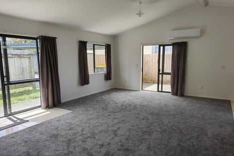 Photo of property in 99 Universal Drive, Henderson, Auckland, 0610
