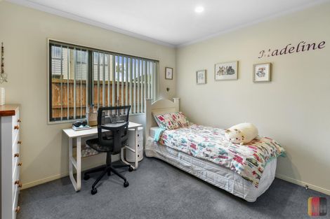 Photo of property in 13 Girvan Terrace, Wattle Downs, Auckland, 2103