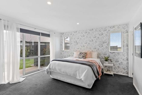 Photo of property in 32 Sutherland Drive, Kaiapoi, 7630