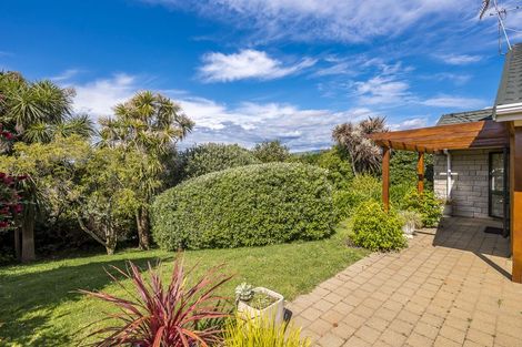 Photo of property in 5 Langdale Avenue, Paraparaumu, 5032