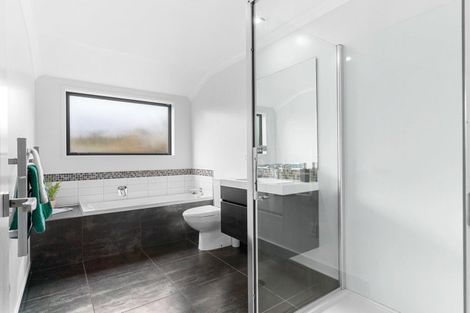 Photo of property in 32 Kedge Drive, Mangawhai, 0505