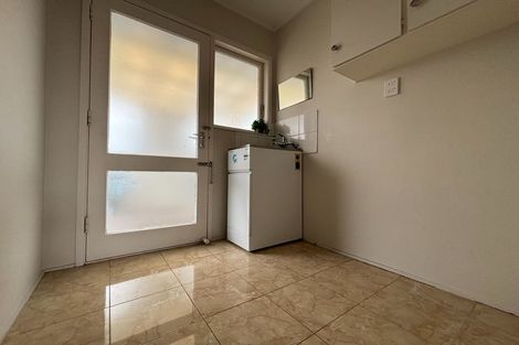 Photo of property in 21b Challen Close, Conifer Grove, Takanini, 2112