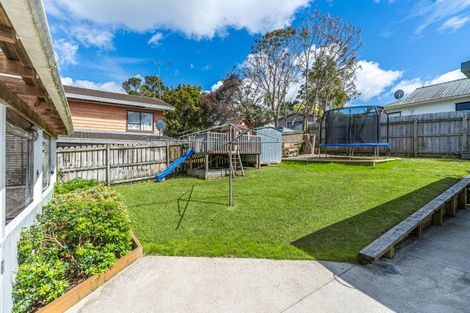 Photo of property in 50 Athena Drive, Totara Vale, Auckland, 0629