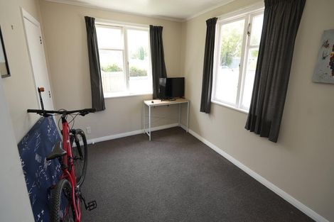 Photo of property in 57a Crewe Crescent, Hokowhitu, Palmerston North, 4410