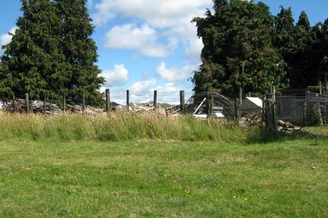 Photo of property in 28 Ameku Road, Raetihi, 4632