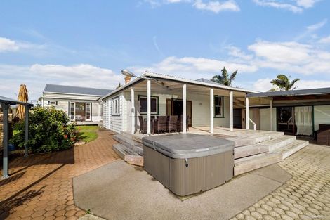 Photo of property in 235 Victoria Street West, Pukekohe, 2120