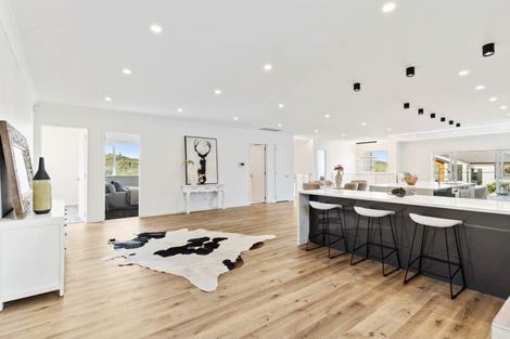 Photo of property in 35 Pacific Heights Road, Orewa, 0931