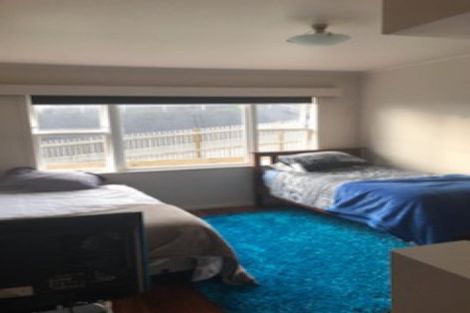 Photo of property in 130 Brooklands Road, Brooklands, New Plymouth, 4310