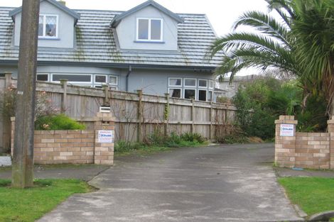Photo of property in 35 Titoki Street, Palmerston North, 4414