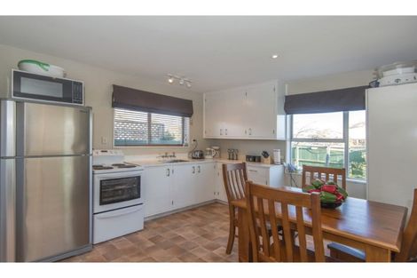 Photo of property in 2/22 Apollo Place, Papanui, Christchurch, 8052