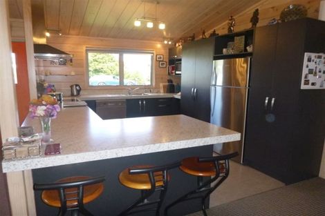 Photo of property in 211 Given Avenue, Whangamata, 3620