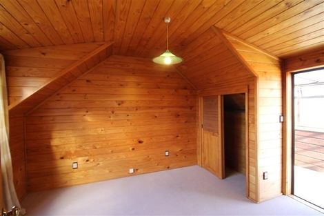 Photo of property in 1/170 Green Lane West, Greenlane, Auckland, 1051