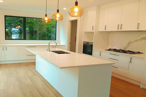 Photo of property in 12 Notre Dame Way, Albany, Auckland, 0632