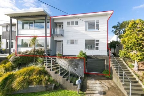 Photo of property in 92 Seatoun Heights Road, Seatoun, Wellington, 6022