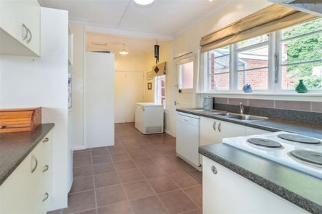 Photo of property in 94 Forbury Road, Saint Clair, Dunedin, 9012