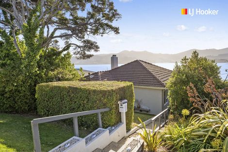 Photo of property in 35 Oxley Crescent, Broad Bay, Dunedin, 9014