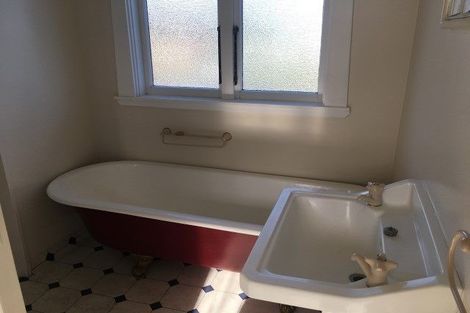 Photo of property in 70 Sale Street, Hokitika, 7810