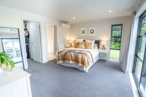 Photo of property in 33 Meadowfield Street, Flagstaff, Hamilton, 3210