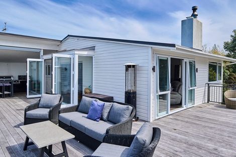 Photo of property in 5b Whitehouse Road, Titahi Bay, Porirua, 5022