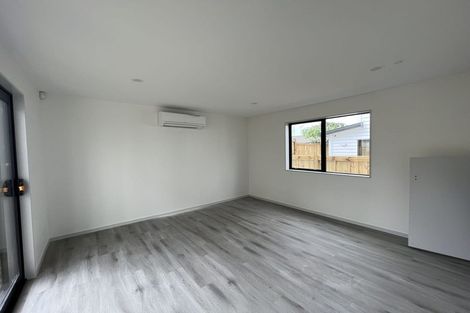 Photo of property in 10 Matukutureia Lane, Manurewa, Auckland, 2102