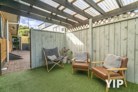 Photo of property in 21 Pelorous Street, Paparangi, Wellington, 6037