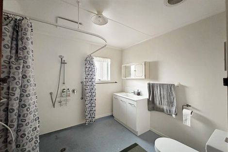 Photo of property in 5 Fookes Street, Waverley, 4510