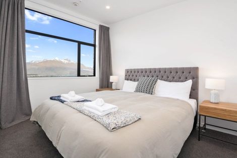 Photo of property in 10 Highlands Close, Queenstown, 9300