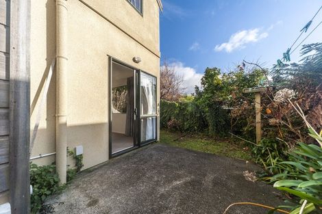 Photo of property in 30 Firth Terrace, Karori, Wellington, 6012