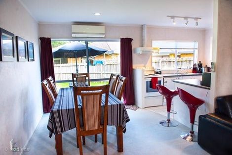 Photo of property in 14 Lanier Place, Glendene, Auckland, 0602