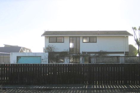 Photo of property in 123 Field Way, Waikanae Beach, Waikanae, 5036