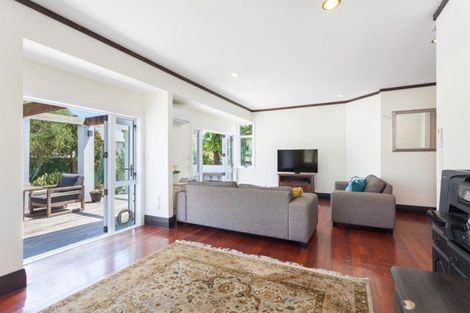 Photo of property in 5 Taylor Road, Papamoa Beach, Papamoa, 3118