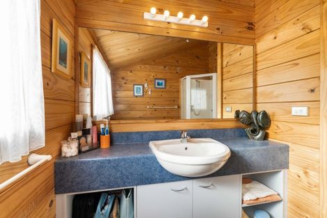 Photo of property in 18 Hinemoa Terrace, Tairua, 3508