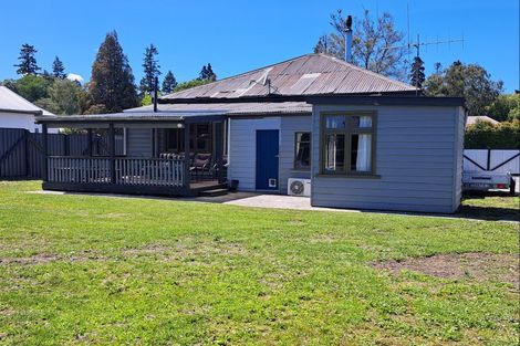 Photo of property in 40 Cox Street, Geraldine, 7930