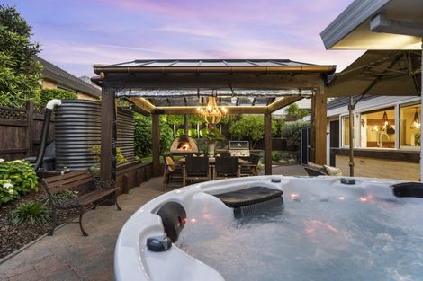 Photo of property in 11 Sligo Place, Somerville, Auckland, 2014