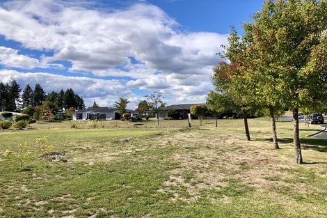 Photo of property in 14 Maison Way, Rangatira Park, Taupo, 3330