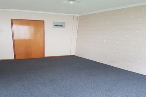 Photo of property in 528-530 Devon Street East, Fitzroy, New Plymouth, 4312