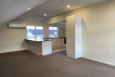 Photo of property in 61 Gloria Avenue, Te Atatu Peninsula, Auckland, 0610