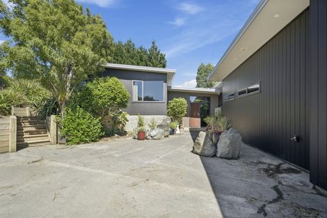 Photo of property in 173 Bing Lucas Drive, Tawa, Wellington, 5028