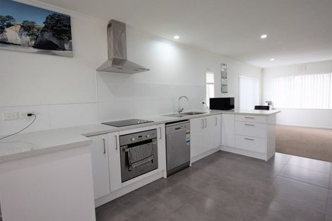 Photo of property in 1/67a Metcalfe Road, Ranui, Auckland, 0612