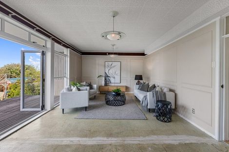 Photo of property in 10a Jaemont Avenue, Te Atatu South, Auckland, 0610