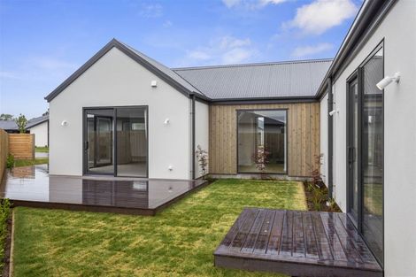 Photo of property in 22 Mcquillan Avenue, Woodend, 7610