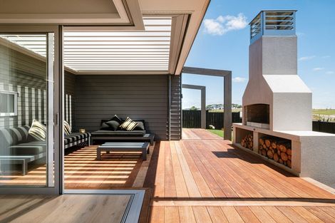 Photo of property in 35 Kittyhawk Drive, Kinloch, Taupo, 3377