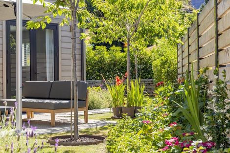 Photo of property in 9a Caernarvon Street, Arrowtown, 9302