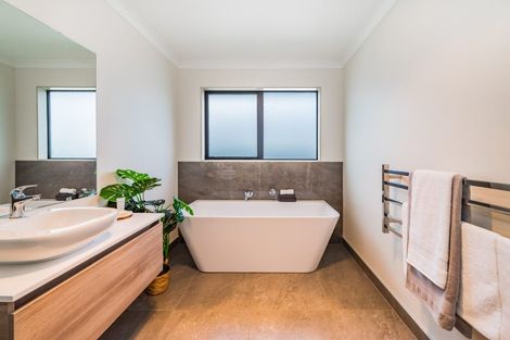 Photo of property in 128a Main Road, Katikati, 3129