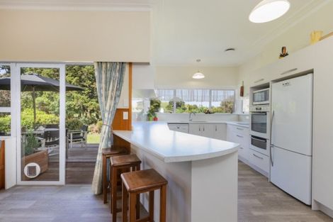 Photo of property in 72 Valley Road, Paraparaumu, 5032